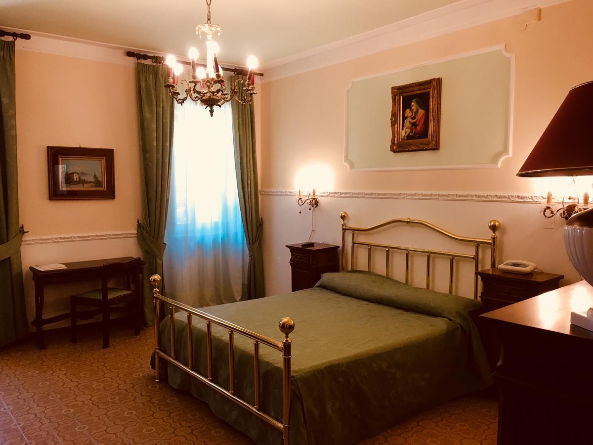 Hotel Villa San Donino Citta di Castello Bagian luar foto